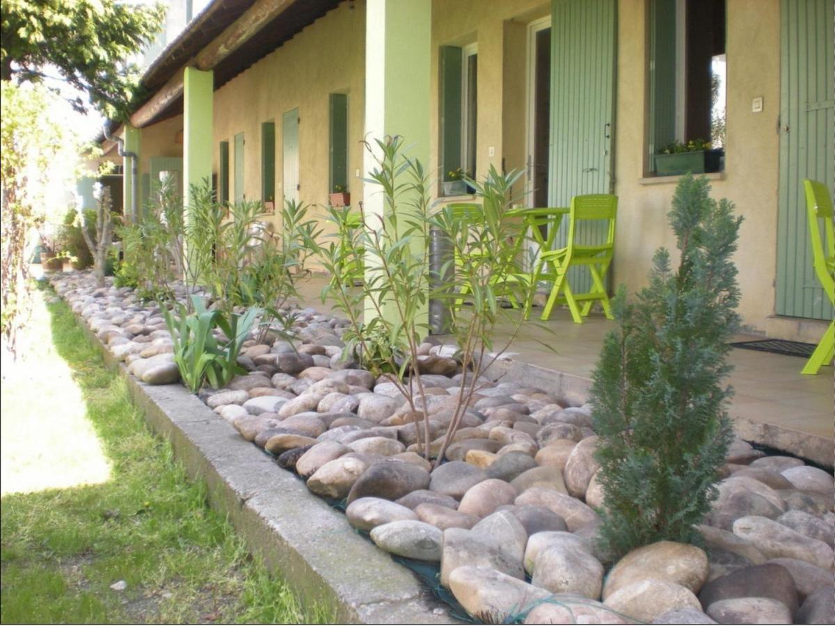 Au Saint Roch - Hotel Et Jardin Avignon Room photo